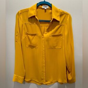 Yellow/gold slim fit portofino shirt from express
Size medium